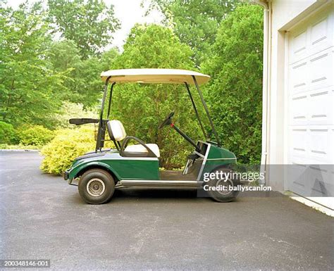 Golf Cart Garage Photos and Premium High Res Pictures - Getty Images