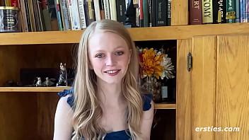 Ersties Texas Born Babe Enjoys Kinky Masturbation Xvideos