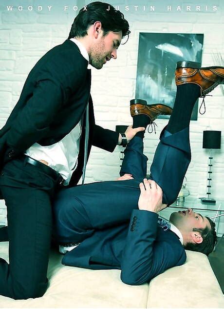 Muscular Justin Harris And Well Built Woody Fox Have A Good Anal Sex