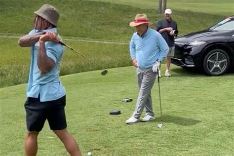 Nick Saban Giving Golf Lessons To His Players Is The Best