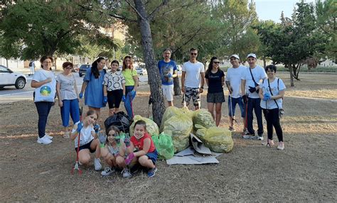 I cittadini foggiani si prendono cura delle aree verdi della città