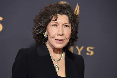Lily Tomlin Net Worth ? Bio, Wiki, Age, Height, Education, Career