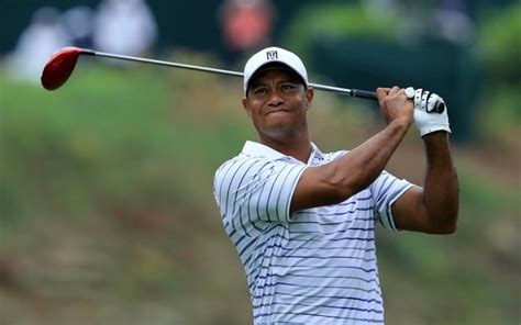 WATCH: The evolution of Tiger Woods' swing over the years - CBSSports.com