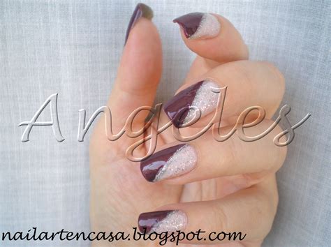 JUGANDO CON MIS UÑAS Manicura bicolor en granate y nude