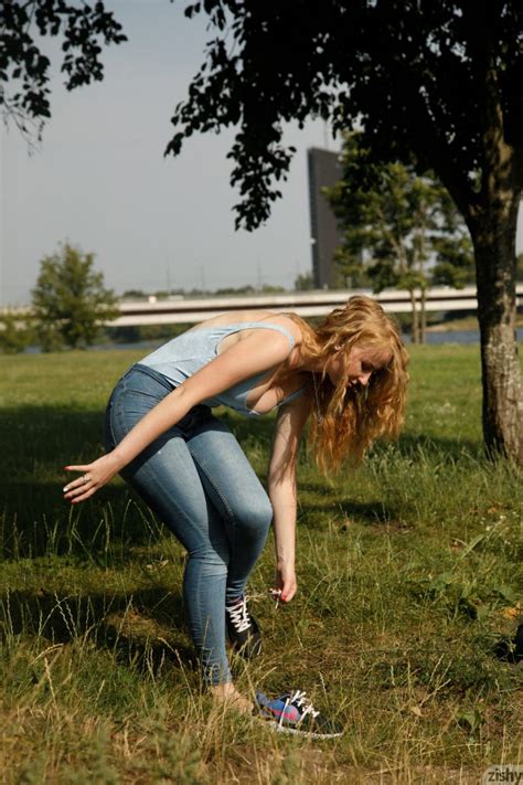 Słodkie cyce amatorki Darmowe zdjęcia erotyczne sex fotki i galerie porno laski nago