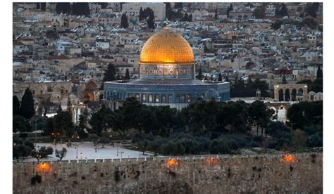 Israeli Settlers Storm Al Aqsa Mosque To