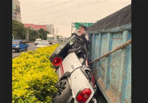 國1湖口段砂石車追撞 驚悚瞬間曝 Yahoo奇摩時尚美妝