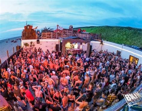 Hardcore At Sea In Bloemendaal Aan Zee Bustour