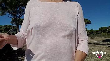 Nippleringlover Milf Cachonda Atrapada Por Un Extra O Mientras Exhibe Tetas En La Playa Pezones