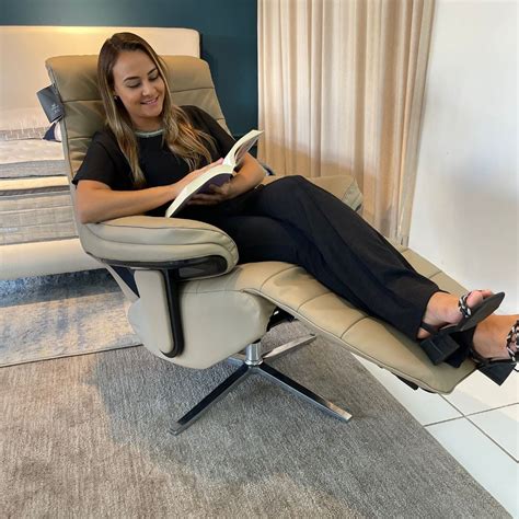 Poltrona Mille Nude Eleg Ncia Minimalista E Conforto Sofisticado Para Sua Casa