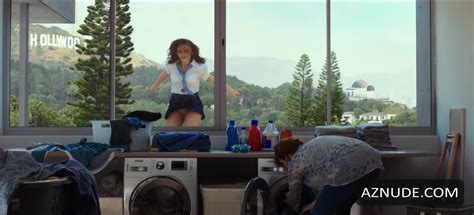 THE KISSING BOOTH NUDE SCENES AZNude