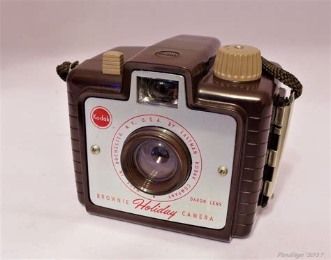 Eastman Kodak Brownie Holiday Camera 1953 1957 Vintage Cameras
