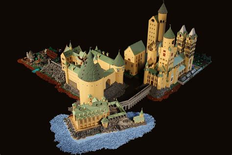 lego-hogwarts-harry-potter. Insane attention to detail. Several picks ...