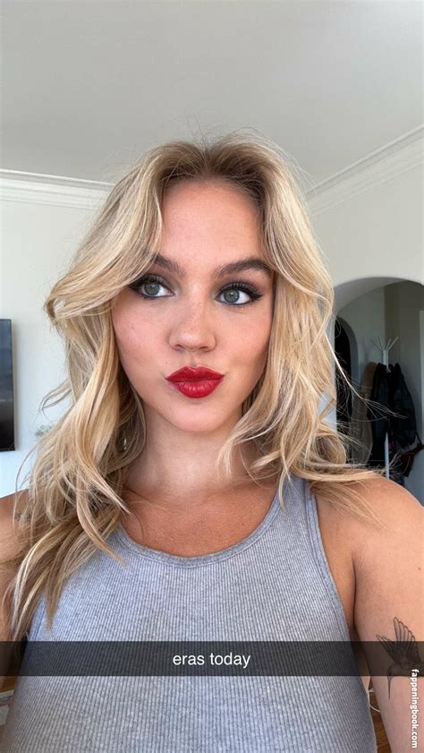 Emma Brooks Nude OnlyFans Leaks Fappening Page FappeningBook