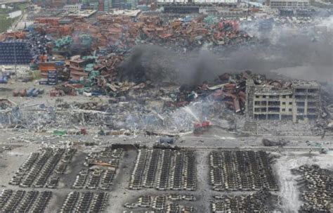 Explosions de Tianjin Douze personnes arrêtées onze officiels sous