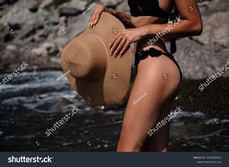 Sexy Ass Tanned Girl Swimsuit Straw Stock Photo 2143082853 Shutterstock