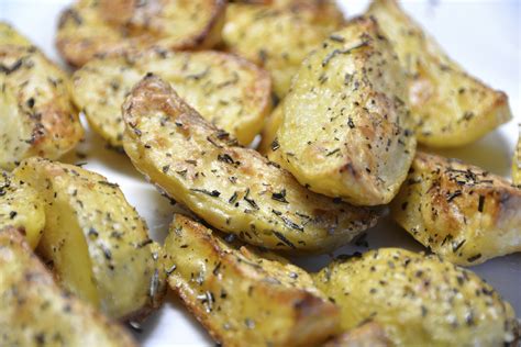 Patatas Al Horno Con Hierbas Aromáticas A Mi Manera Recetas Dia