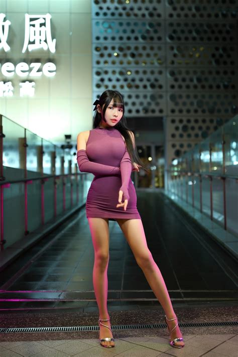 Asian Pose Dress Legs Brunette Girl Hd Phone Wallpaper Rare Gallery