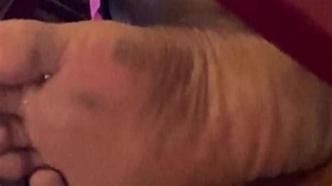 Candid Ebony Dirty Soles On Chair Teasing Stinky Filthy Scrunching At Popeyes Porn Videos