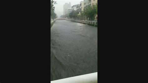 雷雨彈狂炸 高雄鳳山行政中心周圍等7處積淹水 生活 聯合影音