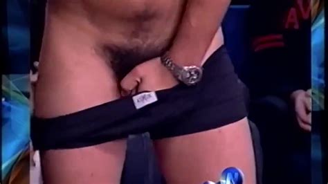 HOT GUYS STRIPPED NUDE IN A TV SHOW ThisVid