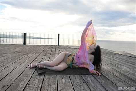 Graphis Suzu Honjo 本庄鈴 Feeling gra suzu ho5 063 Porn Pic