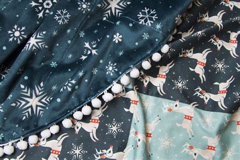 diy christmas tree skirt tutorial