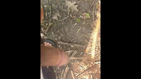 大学生中午在树林里撒尿 Dane Coxx Pornhub Gay