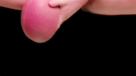 Futanari放松大球摆动时间盐水输液Futa按摩巨球球伸展 Pornhub Gay