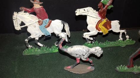 Figurines En Plomb Plat D Etain Aluminium Far West Cow Boy Cbg Quiralu