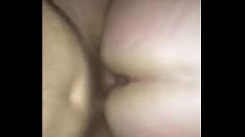 Empujé fuerte hasta que ella se corrió XVIDEOS