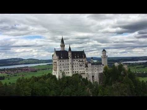 1554 El Castillo De Neuschwanstein Estado Federado De Baviera Cerca