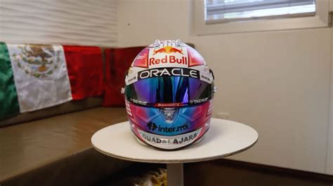 Sergio Checo Pérez Su Casco Edición Especial Que Usará En El Gp De Miami Gq