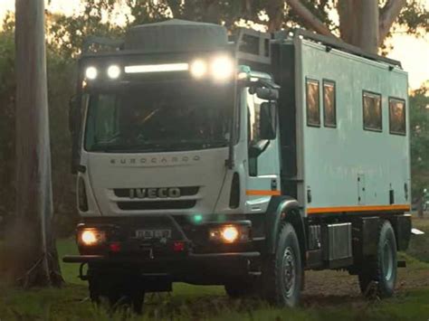 Werkzeug Strahl Eruption Iveco Camping Truck Anwenden Leichenschauhaus