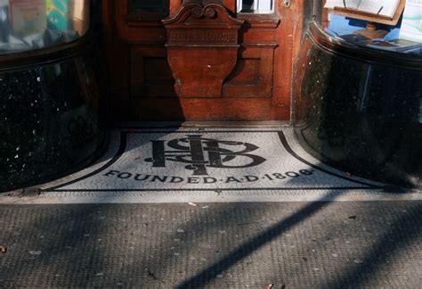 Shopfront Dawson Street Built Dublin