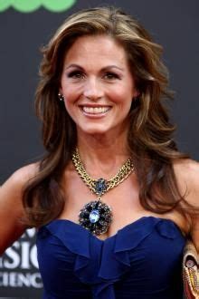 7 Hot Sexy Noelle Beck Bikini Pics