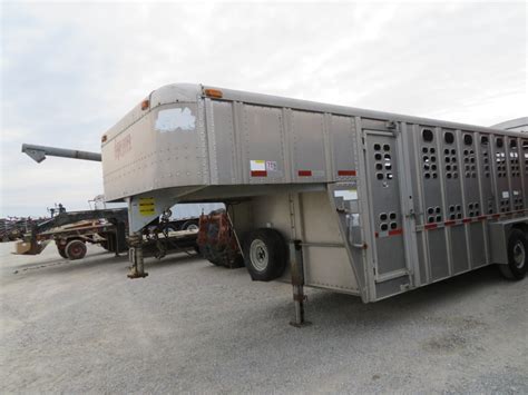 1995 Wilson Gooseneck Livestock Trailer 20ft Aluminum Including Tread