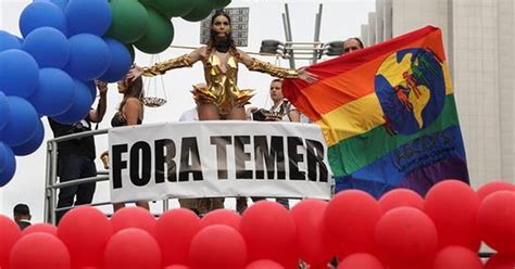 Desfile Gay de Sao Paulo celebra años con reivindicaciones transexuales
