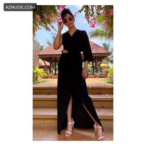 Sanya Malhotra Hot Sexy Bold Pics Collection July December 2019 AZNude