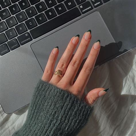 Amazon Pcs Hot Pink French Tip Press On Nails Short Square Fake Nails Glue On Nails Short