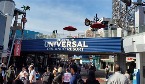 Welcome To Universal Orlando Resort Sign Has Returned With An Updated