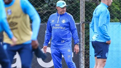 Quem É O Tecnico Do Gremio