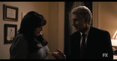 Impeachment American Crime Story Preview Tripp Learns Of The Affair
