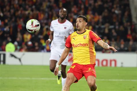 RC LENS Vs CLERMONT LIGUE 1 J30 2023 2024 UN PETIT LENS A LA RELANCE