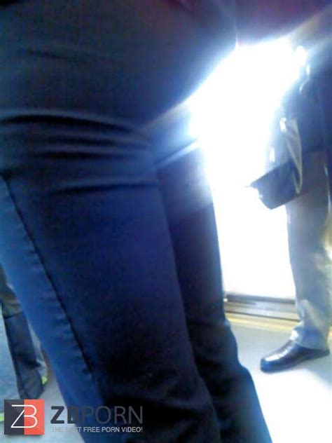 Voyeur Six Upskirt Ish On Super Sexy Shapely Hips ZB Porn