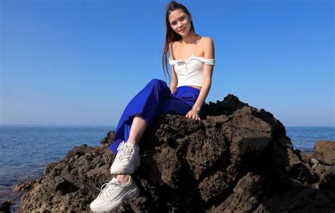 Wallpaper Long Hair Ocean Model Brunette Gorgeous Photoshoot Posing Beautiful Face For