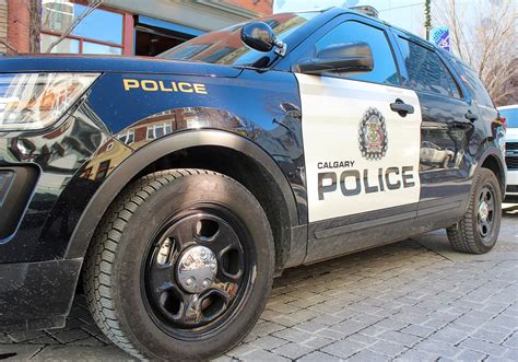 Calgary police to begin using e-ticketing for traffic violations ...