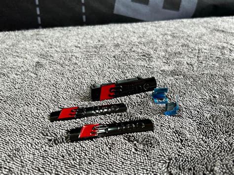 Емблема шильдик s-line на решітку крила Audi Ауді Значок s line: 150 ...