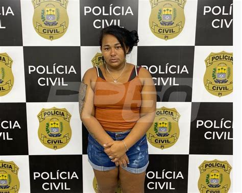 Mulher De 25 Anos Escondia Droga Na Garrafa De Café Rp50 Notícia Com