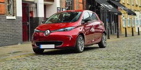 Renault Zoe Review | carwow